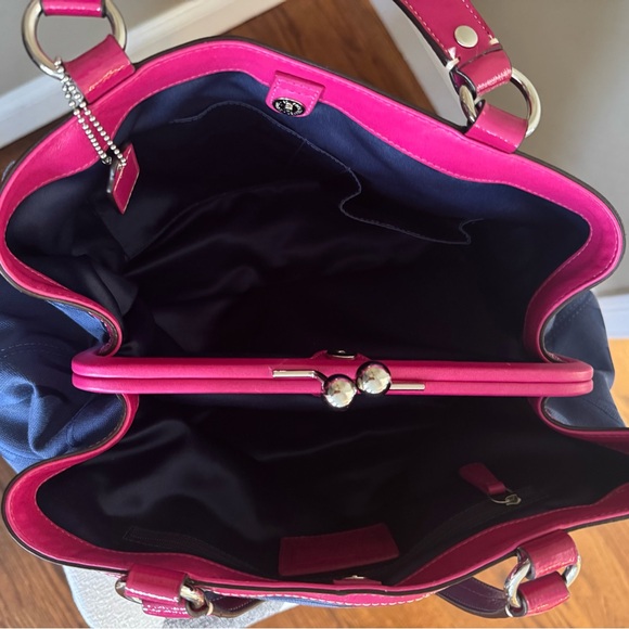 Coach Navy and Pink Women's Bag - Picture 4 of 5
